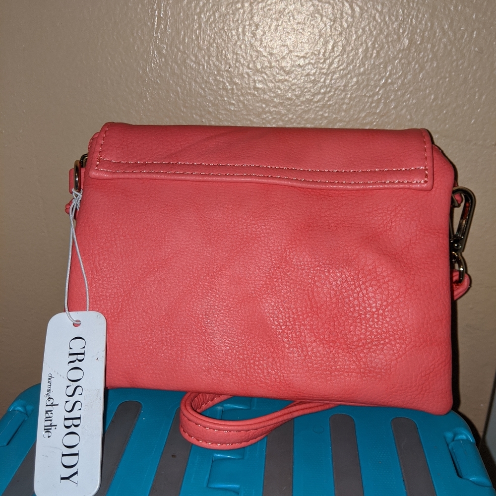 Crossbody - Picture 2 of 7